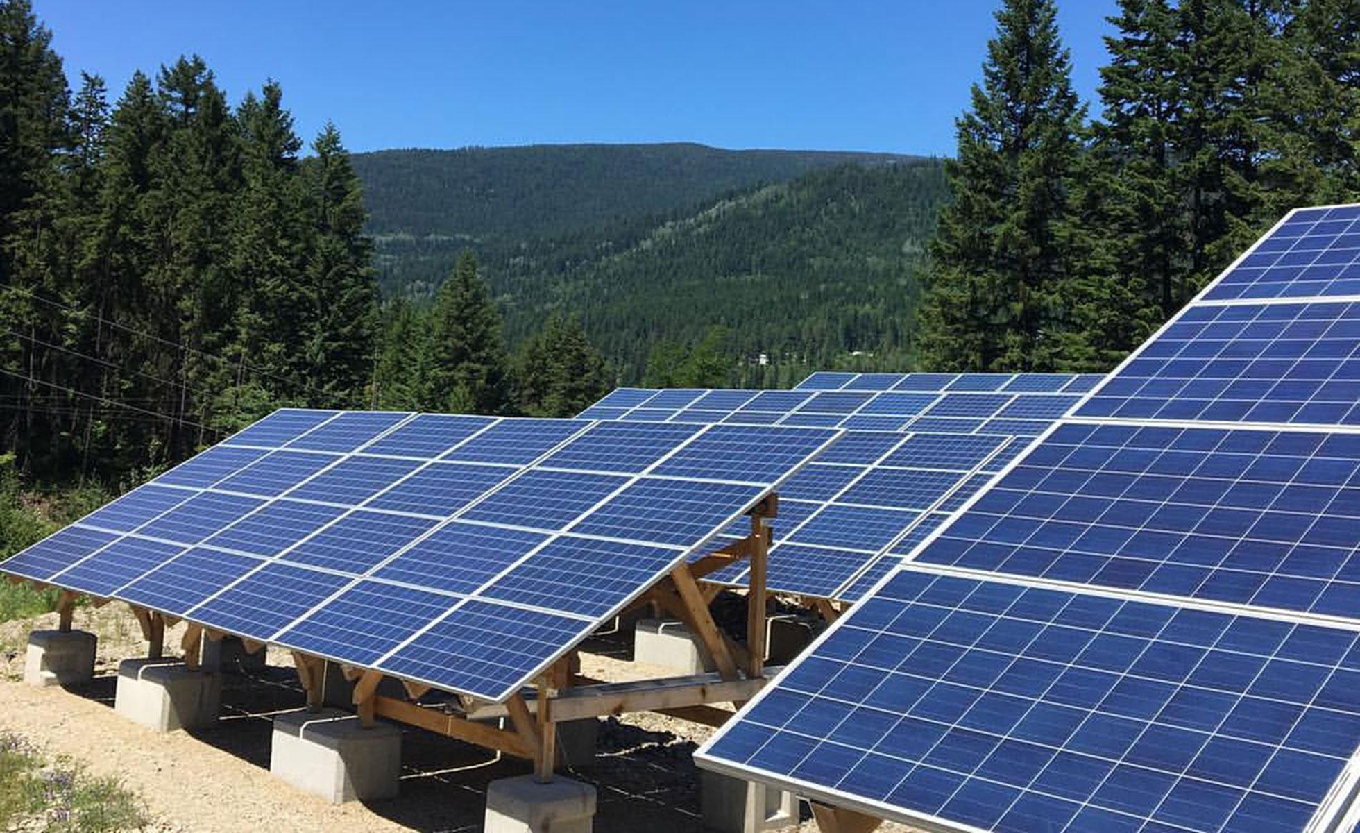 Nelson, B.C. saves money with Canada's first community solar garden David Suzuki Foundation