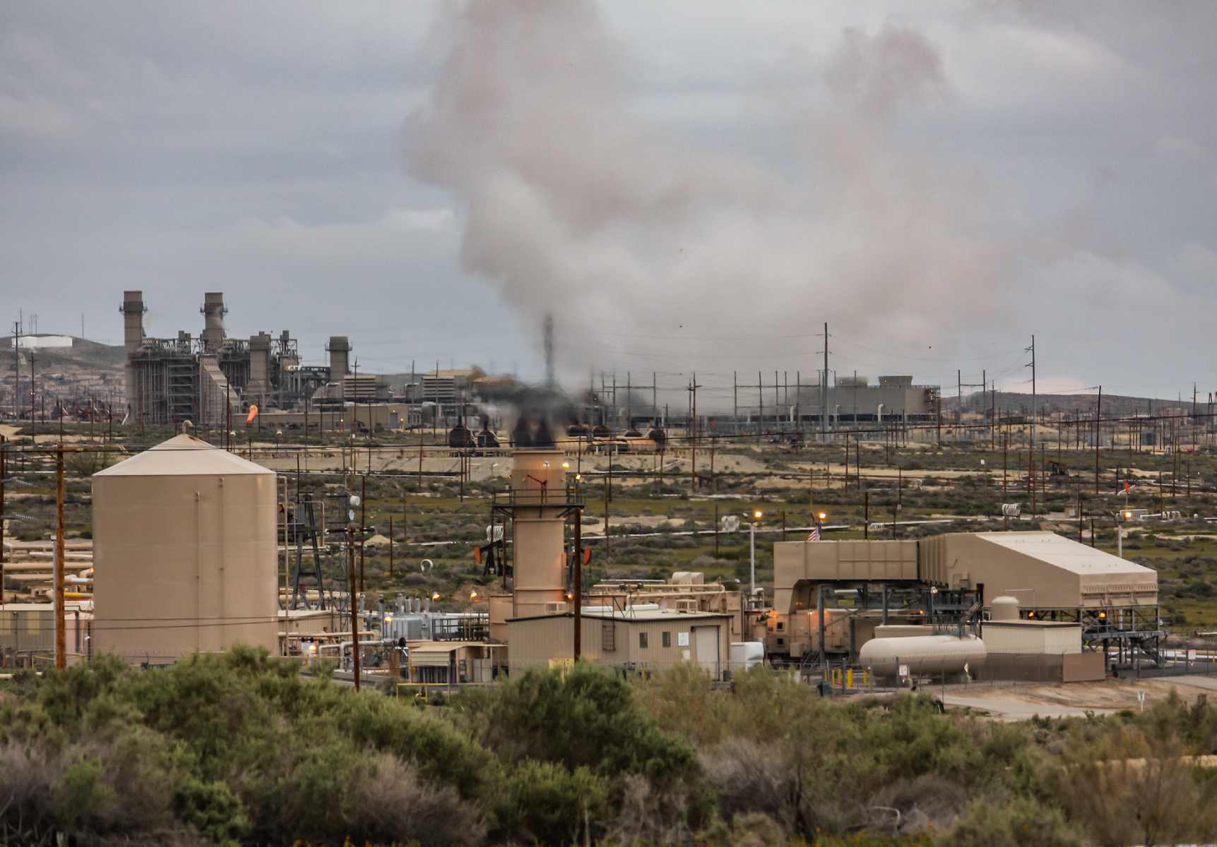 Overview of natural gas plant in California