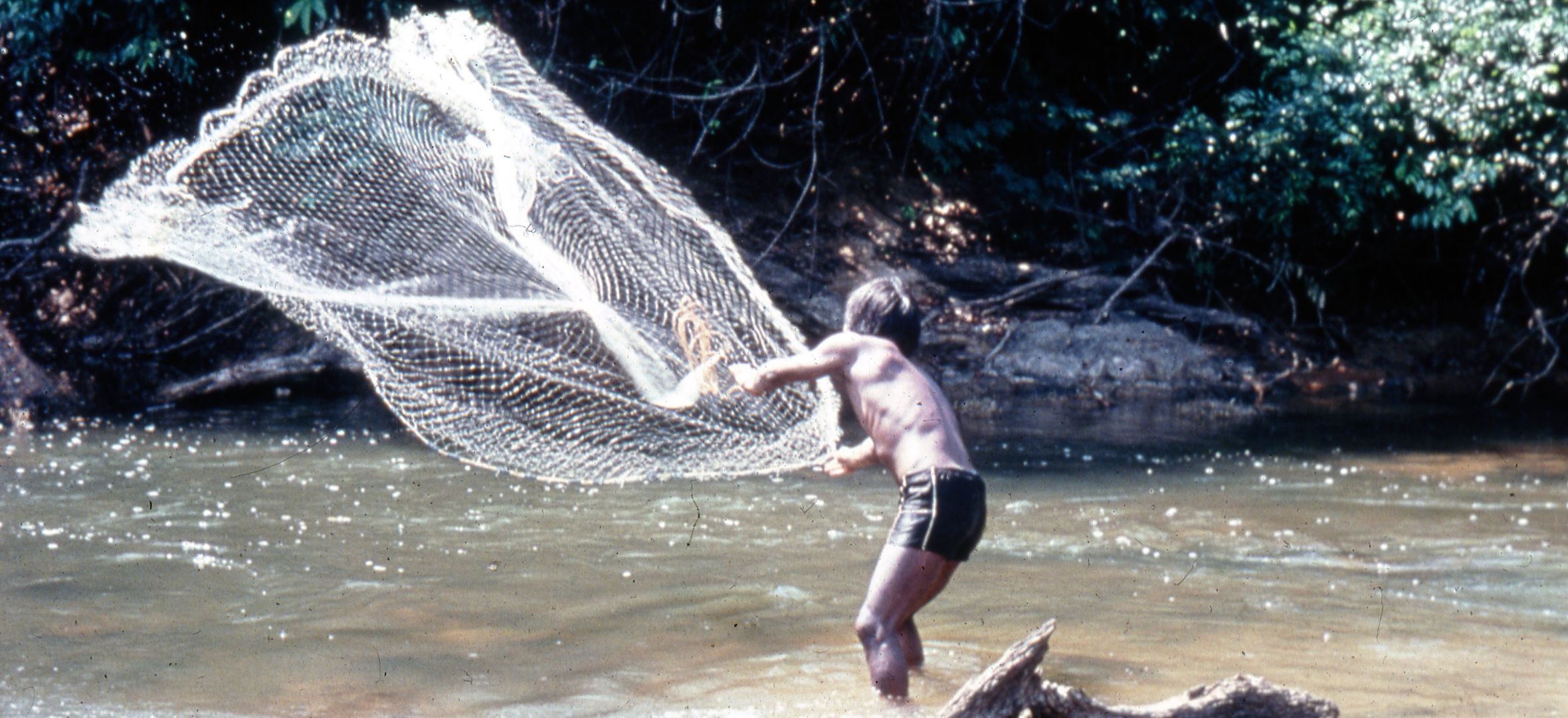 Kayapo-local-fishing Kayapo local Caro demonstrates one of the many methods of river fishing.