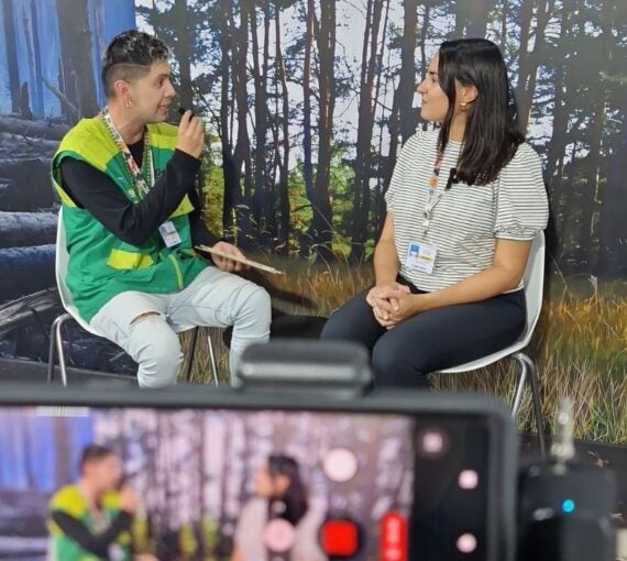 Photo: Cyrielle talks with Steven Santiesteban Rojas at COP30